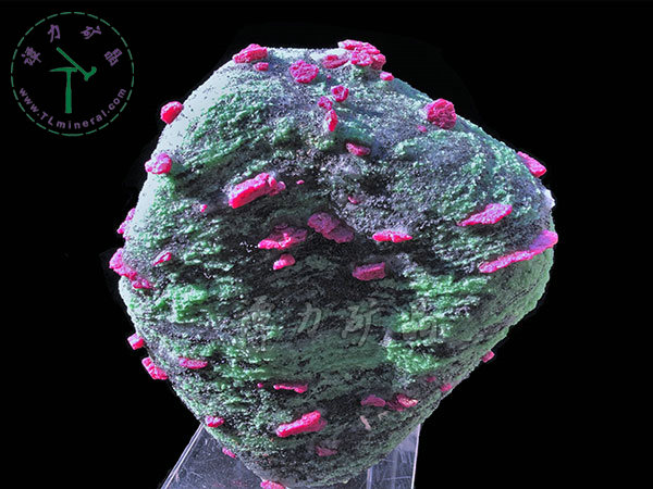 紅寶石+綠簾石，馬達(dá)加斯加，-17x10x9