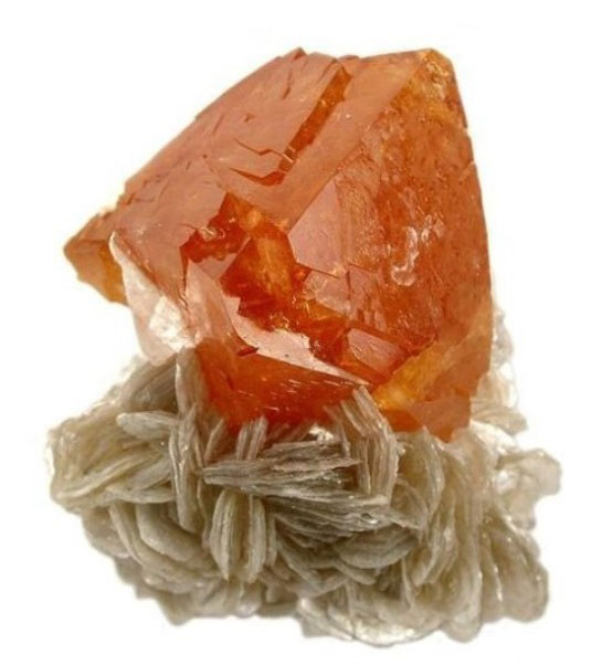 長(zhǎng)沙市譚力礦產(chǎn)品有限公司,長(zhǎng)沙礦產(chǎn)品銷售,工藝品銷售,鉆石飾品批發(fā)